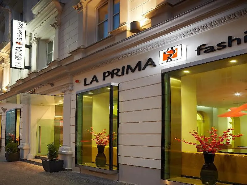 Fortyplusone Hotel, New! Soft Opening Viena
