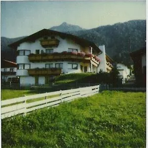 landhaus-brigitta.innsbruckaustriahotels.com/