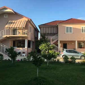 Islami Vendégház Durrës