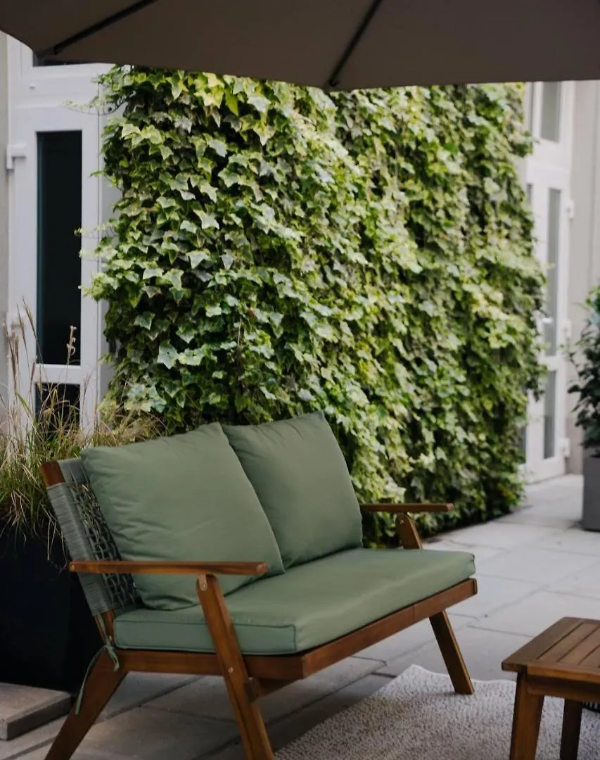 Fortyplusone Hotel, New! Soft Opening Wiedeń 4*,  Austria