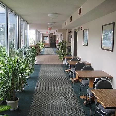 Fortyplusone Hotel, New! Soft Opening Viena 4*,