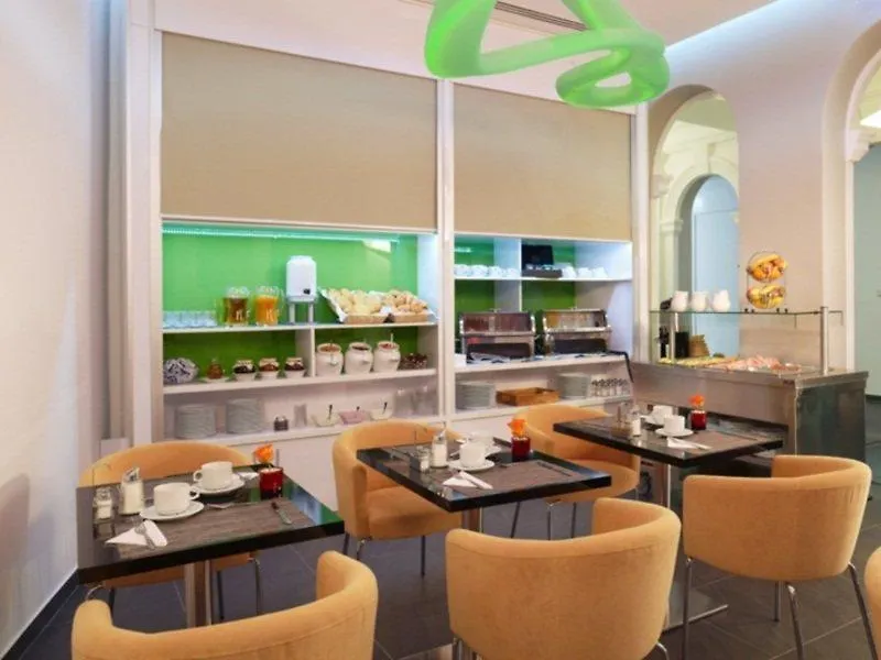 **** Hotel Fortyplusone Hotel, New! Soft Opening Viena Áustria