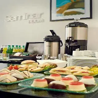 Fortyplusone Hotel, New! Soft Opening Bécs Szálloda